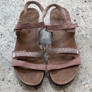 NAOT Kendall Wedge Sandal Pink Leather Strappy Rhinestone Shoes 41 Wide 10-10.5